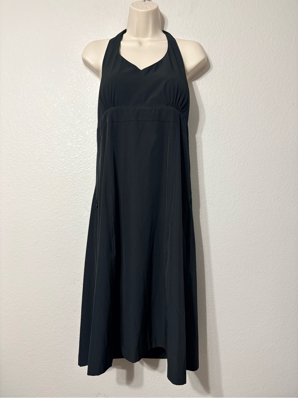 Krimson Klover Halter Dress Black Moisture Wicking Lightweight Summer Pockets L